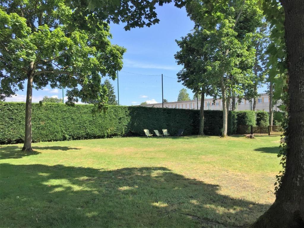Hotel Etesia Feurs Exterior foto